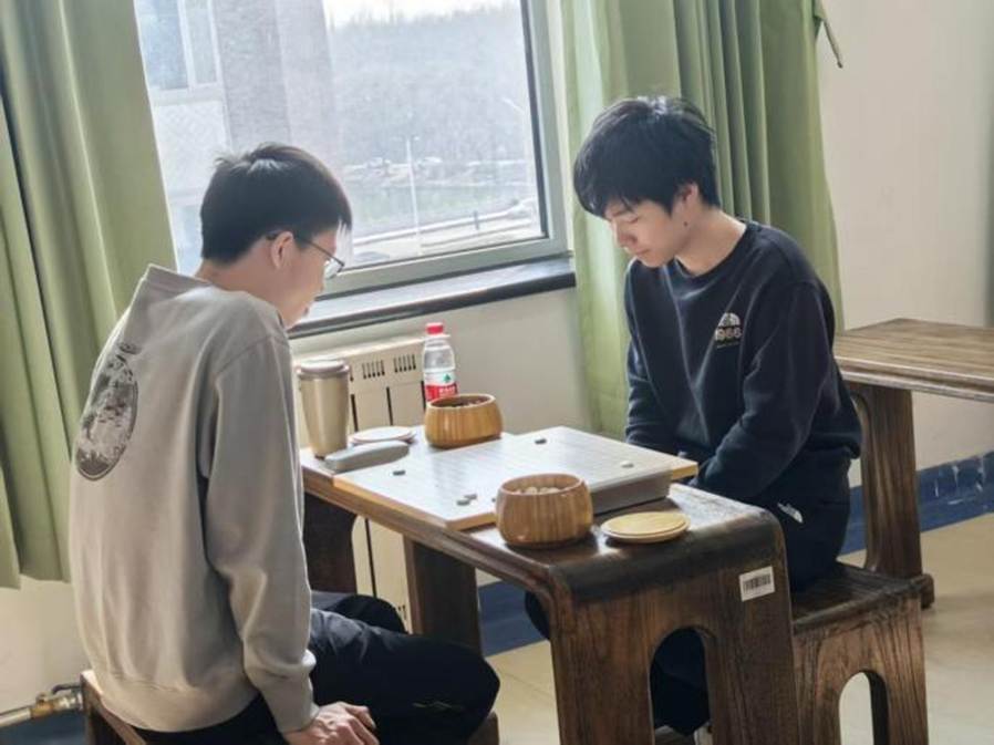 a4c9404914826b98c8843cfb5b1c9f8e